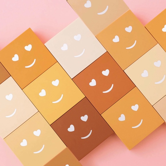 NEW! BENEFIT Hello Happy Velvet Powder Foundation 10 - Picture 6 of 6